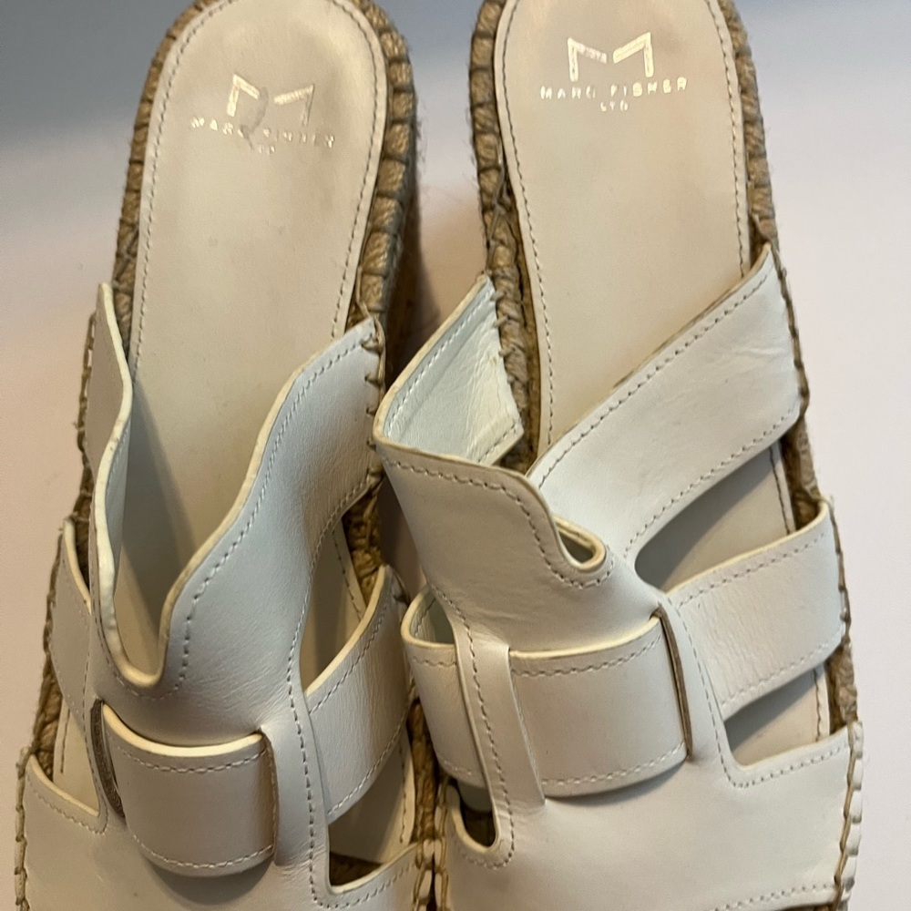 Marc Fisher Women's White Leather Robbyn Espadrille Wedge Sandals Size 7.5 - 8 - Picture 3 of 9